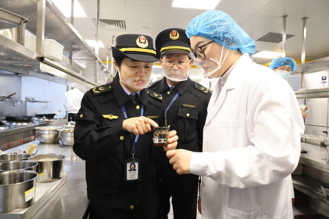 年夜饭安全吗？浙江5065家承办单位全部签订食品安全承诺书，食材管控全面升级